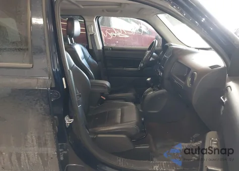 2015 Jeep Patriot High Altitude Edition z USA, uszkodzony, nr VIN 1C4NJRFB2FD240006